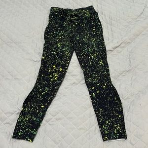 Lululemon size 4 leggings 25 inseam